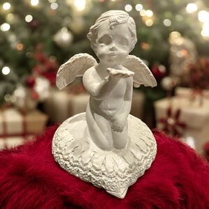 Original Artmark 3" Blowing Kiss Little White Angel On Heart